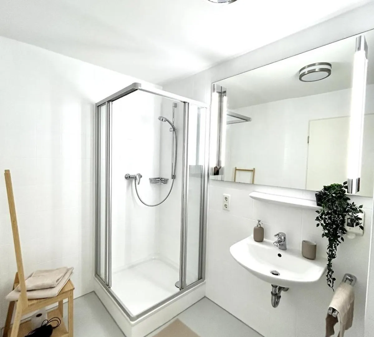 Cozy Trade Fair Apartment Munich 0*,